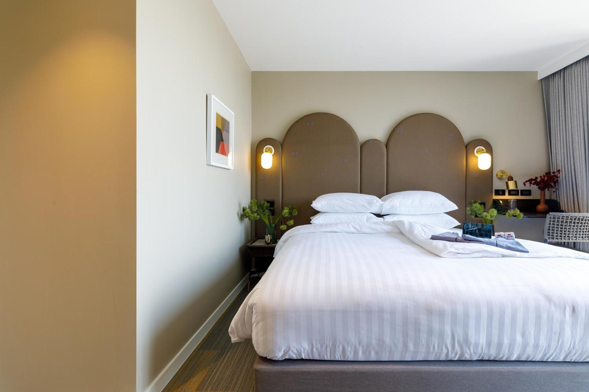 Benjarong Hotel Bangkok Kültér fotó