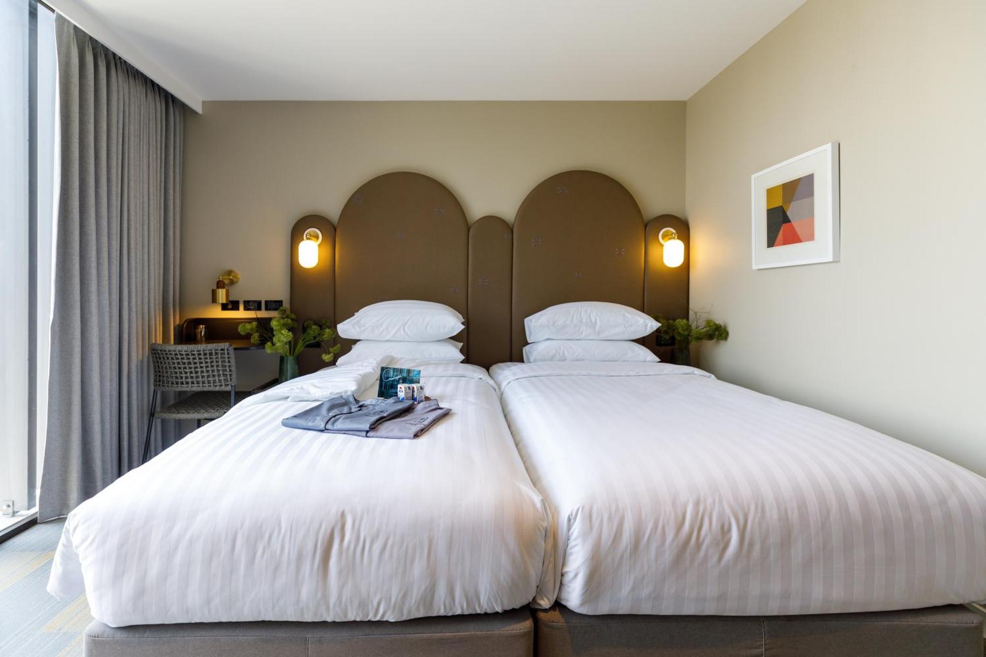 Benjarong Hotel Bangkok Kültér fotó