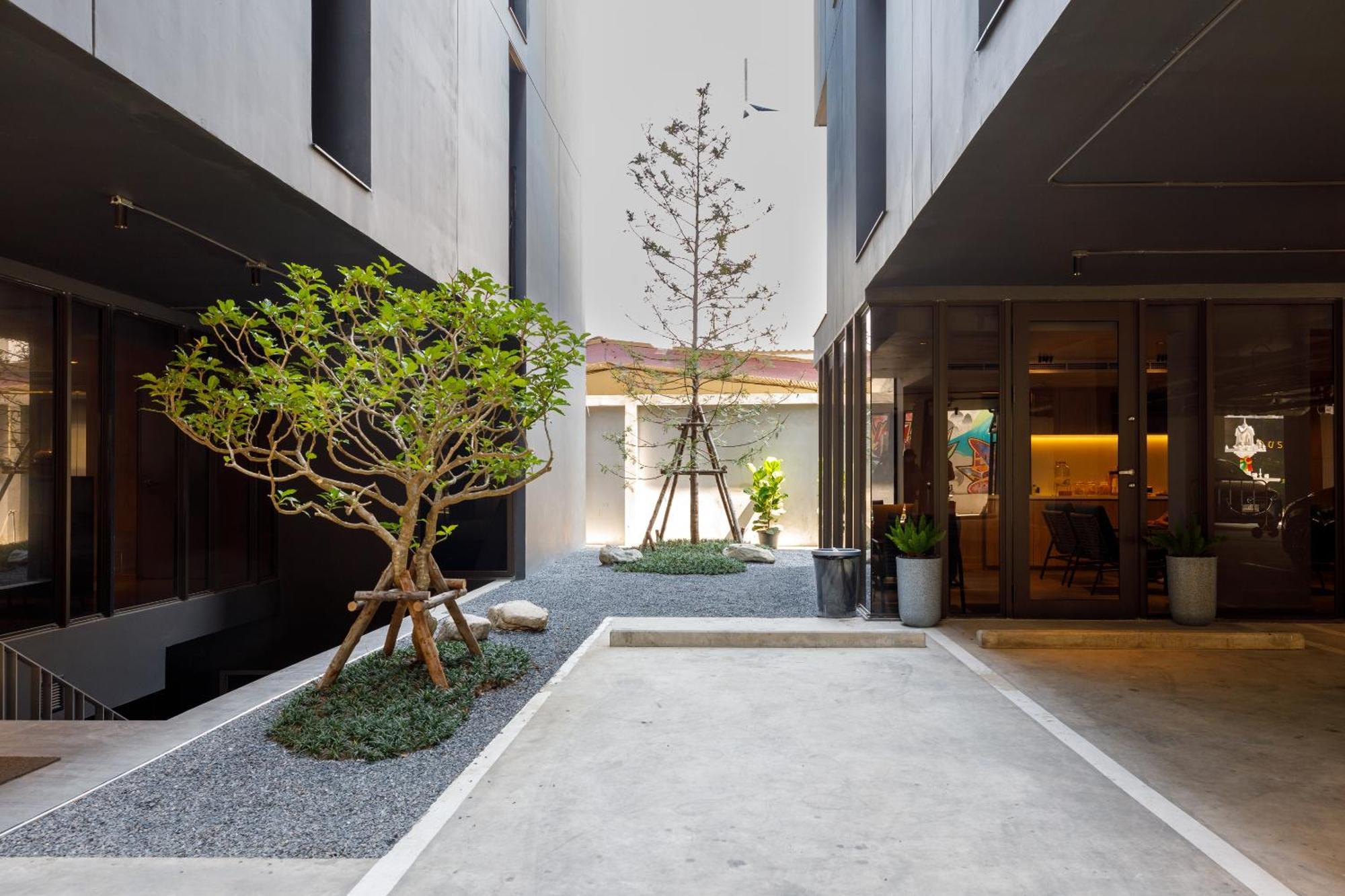 Benjarong Hotel Bangkok Kültér fotó