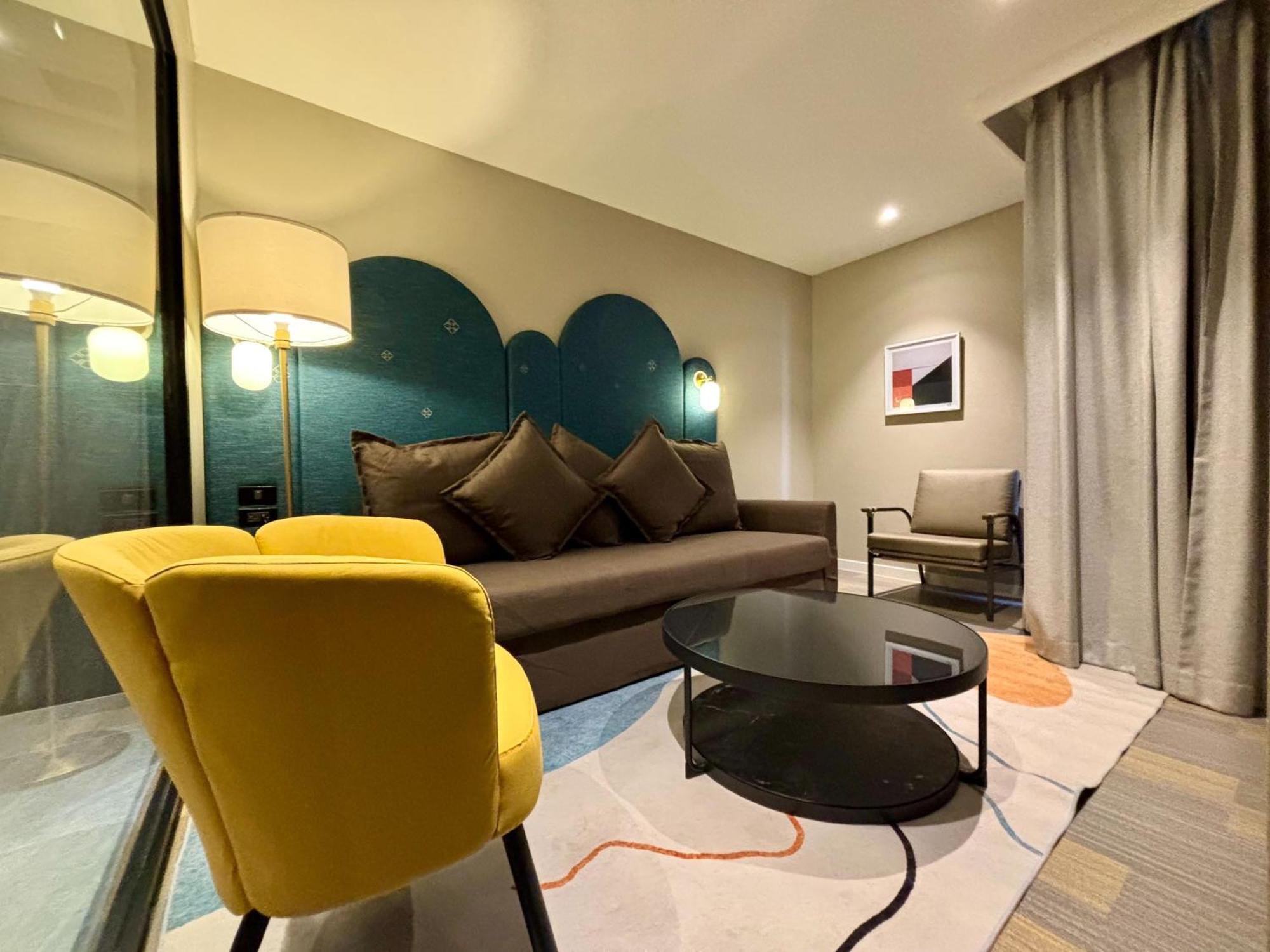 Benjarong Hotel Bangkok Kültér fotó